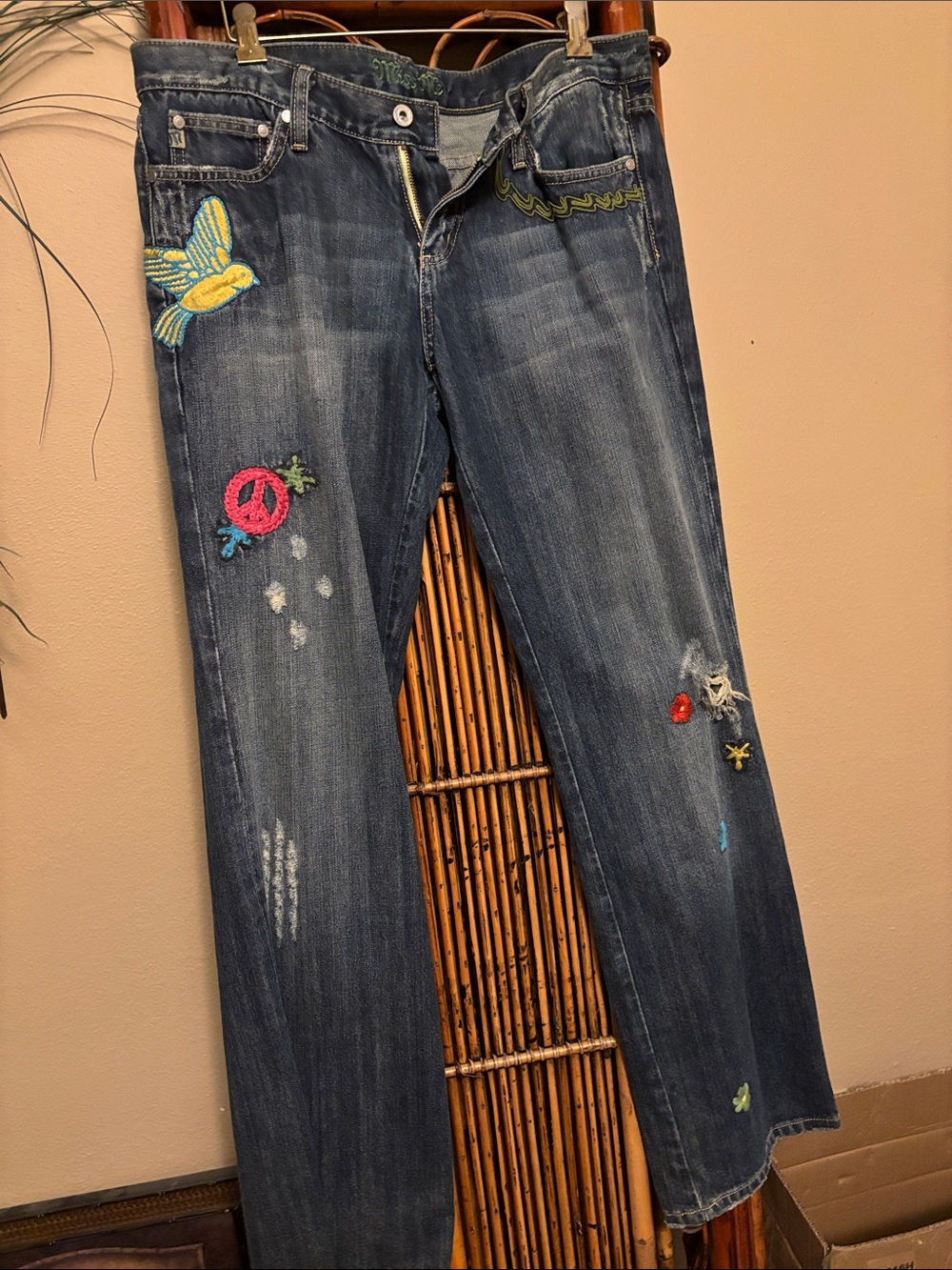 Miss Me women’s Dark Blue Denim Jeans with Colorful Embroidery